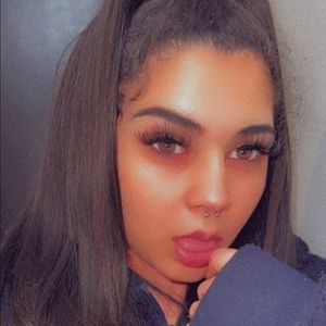 Meet your Posher, Krista